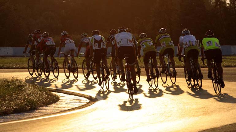 Διοργάνωσαν αγώνα… ποδηλάτων στο αυτοκινητοδρόμιο Σερρών